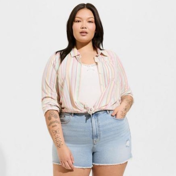 Torrid Rainbow Lizzie Button Up Long Sleeve Shirt Plus Size 2X Rocker Stripe - Picture 9 of 9